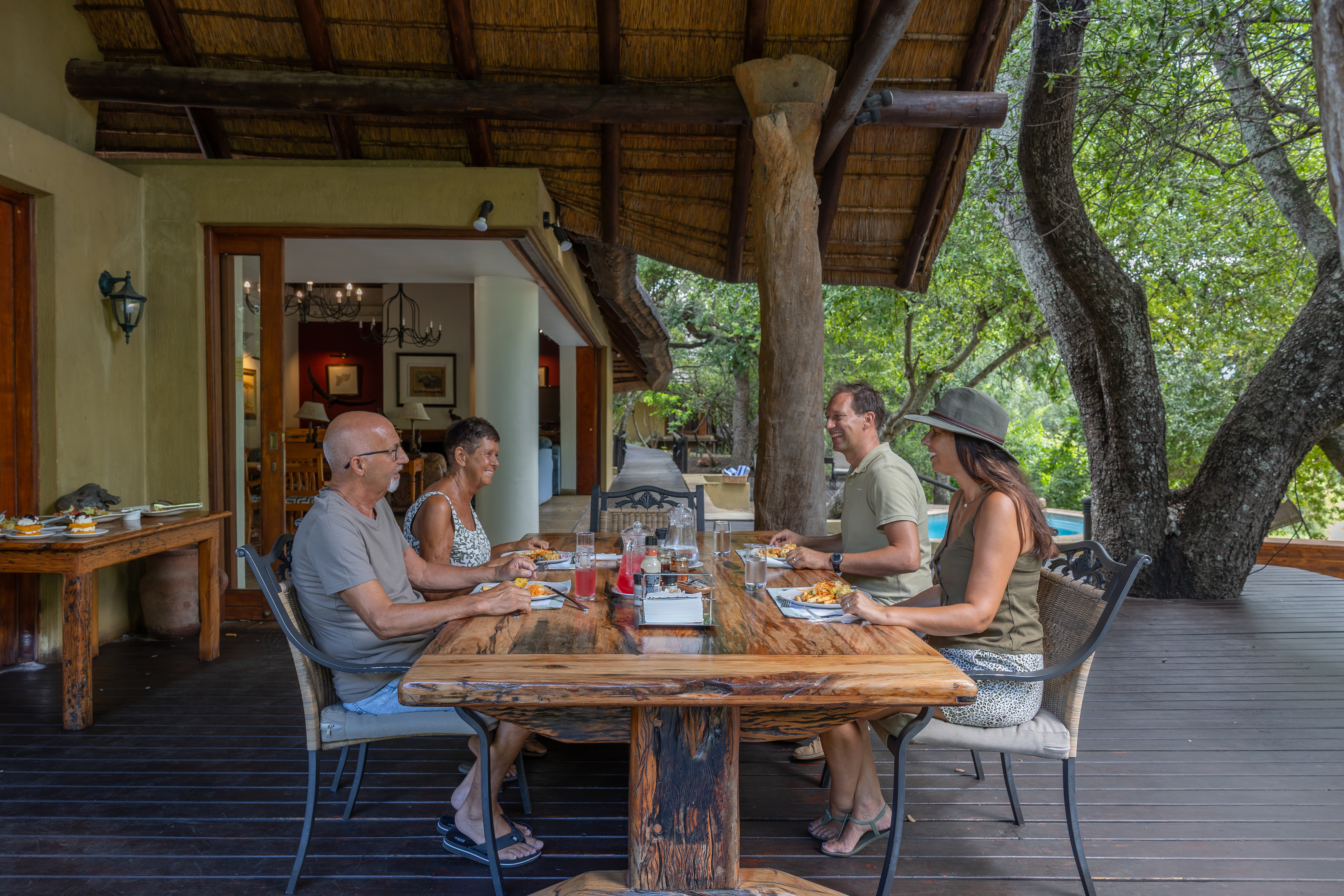 Guests enjoying lunch, Shimungwe Lodge, Thornybush Game Reserve, Greater Kruger South Africa