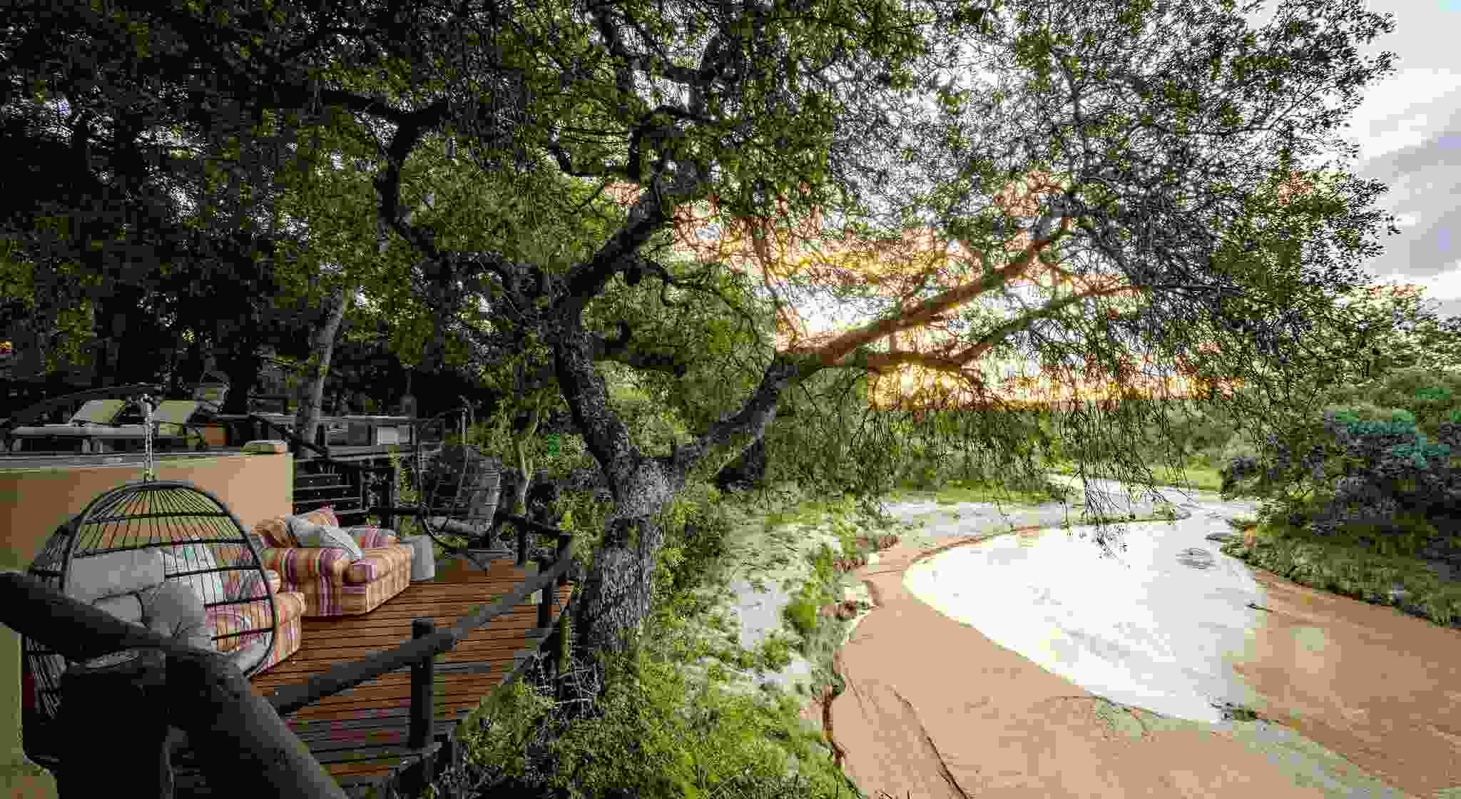 Shimungwe lodge overlooks the river bed, Thornybush Game Reserve, Greater Kruger South Africa